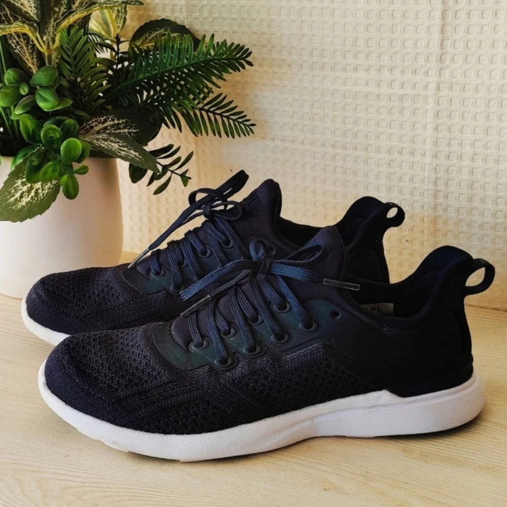 APL Techloom Tracer Women's Training Shoe Navy Size 6.5
